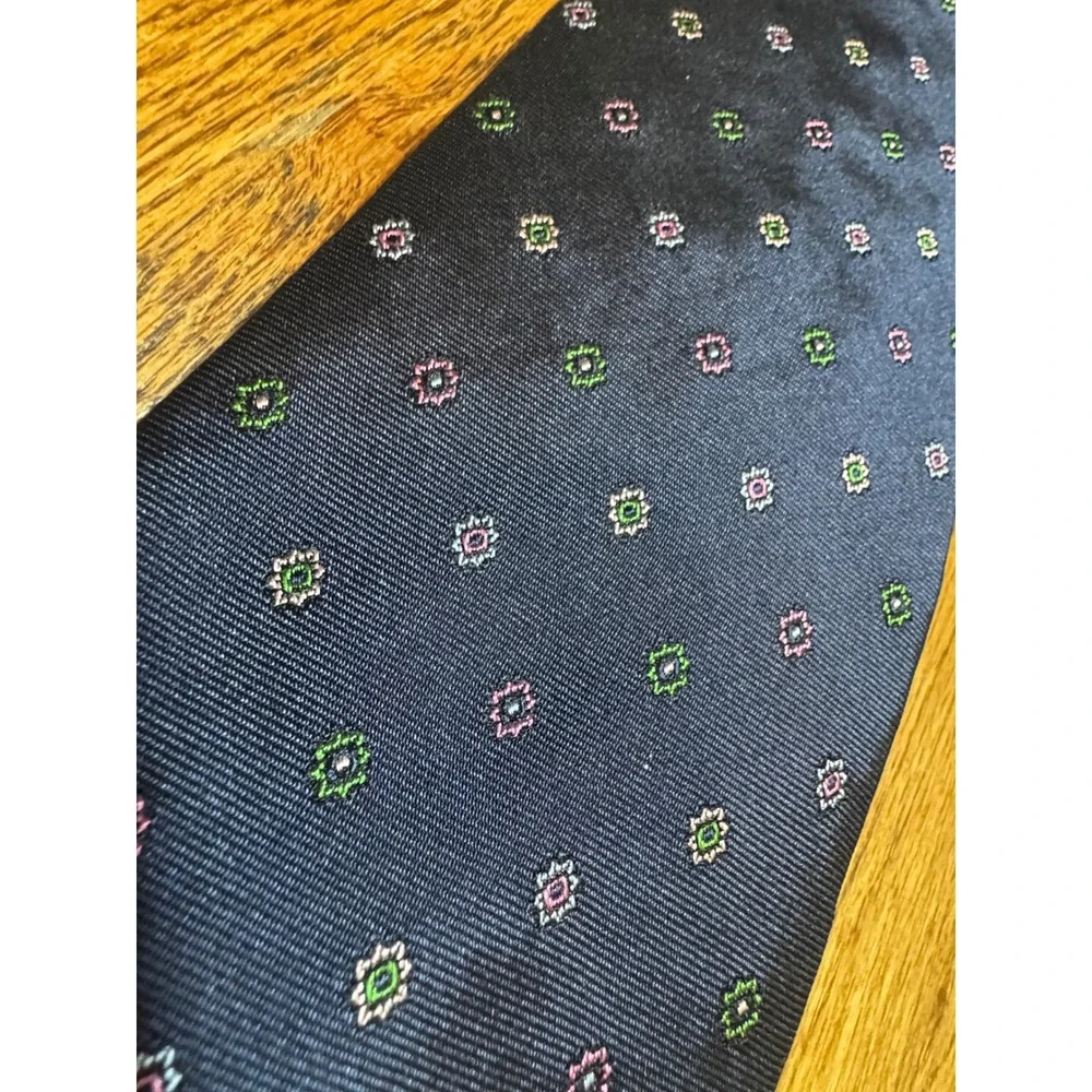 Brooks Brothers Makers Mens Navy Blue Silk‎ Medallion Geometric Necktie Tie